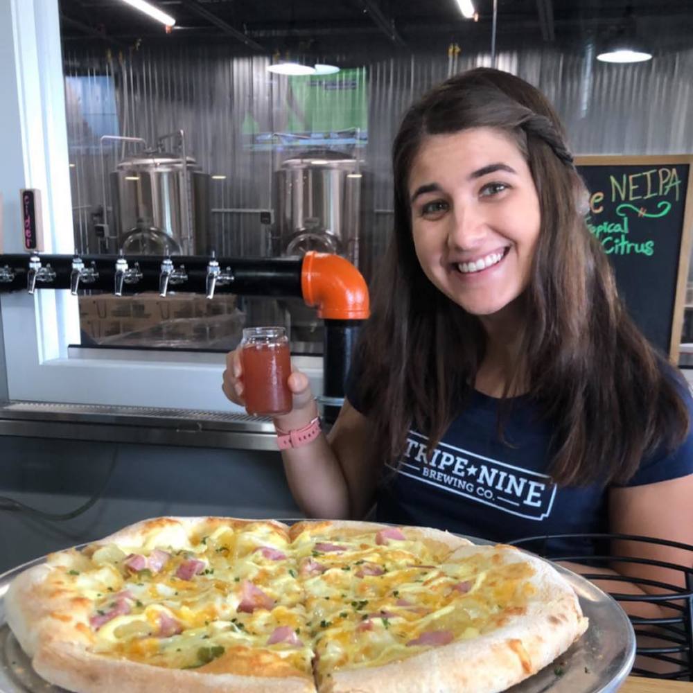 Meet your Posher, Alyssa